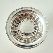 A pair of sterling silver bowls from a famous American silverware maker  NO:SS033