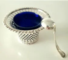 Vintage Sheffield Silver Plated Jam Dish with Spoon - Made in England No.DS030