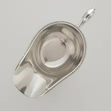 1930 Birmingham, England Sterling Silver Gravy Boat – 145g  Item No: SS028