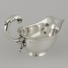 1930 Birmingham, England Sterling Silver Gravy Boat – 145g  Item No: SS028