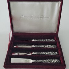 Godinger Silver Plated Butter Knives Set: Vintage Floral Victorian Revival, Gift Box. No.DS033