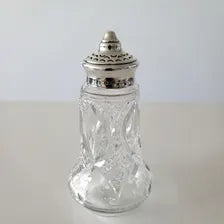 1919 Sheffield Sterling Silver Sugar Caster: Antique English Crystal Tableware. No.SS068