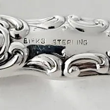 Birks Sterling Silver Handle Cake Server with Stainless Blade, Ornate Rococo Pattern, Canadian Antique  No.SS112
