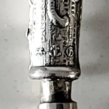 1926 Birmingham Sterling Silver Grape Scissors – Rare Reversed Lion Passant Hallmark, Grape & Vine Pattern  No.SS107