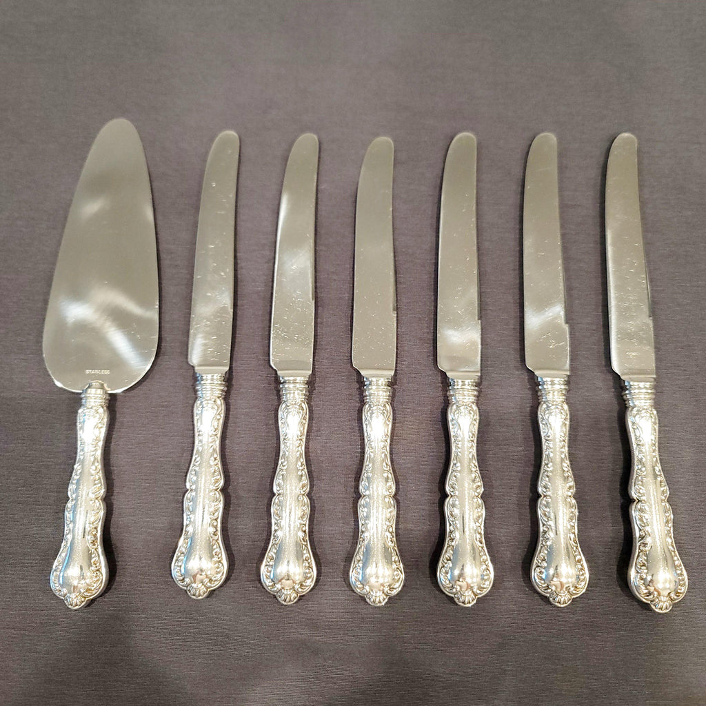 Birks Sterling Silver Flatware Set (34 pcs, c.1940s) – Louis XV Pattern, 1100g Silver, Original Chest  No.SS120