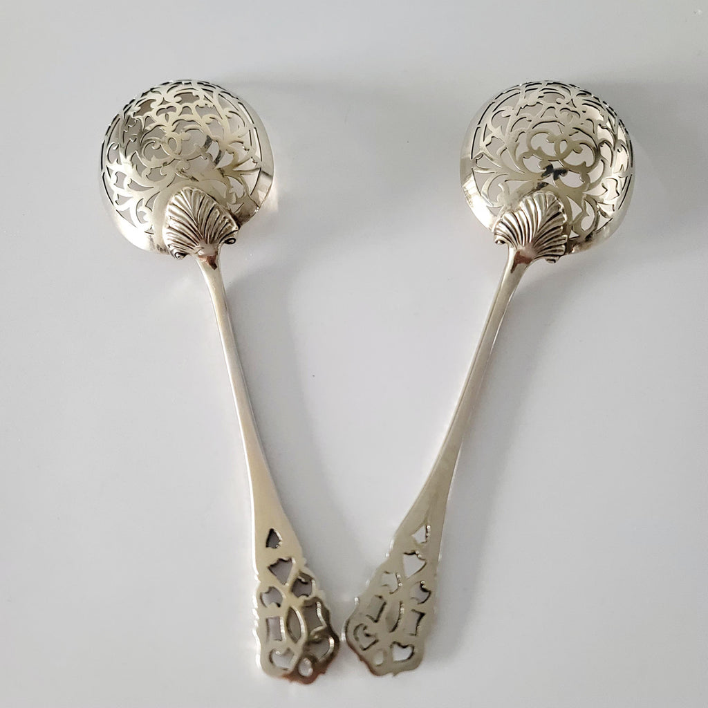 1910 Edwardian Fully Gilt Sterling Silver Pierced Sugar Sifters, John Round & Son Ltd, London, 138g — No.SS124