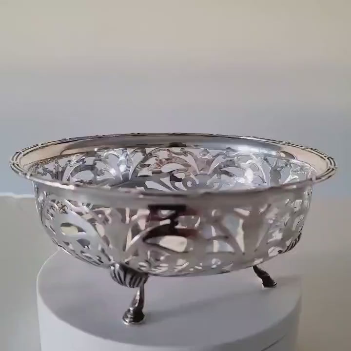 Rare T.S.P Sterling Silver Pierced Footed Bowl – 270g Canadian Solid Silver by Toronto Silver Plate Co. c.1885–1915  No.SS128