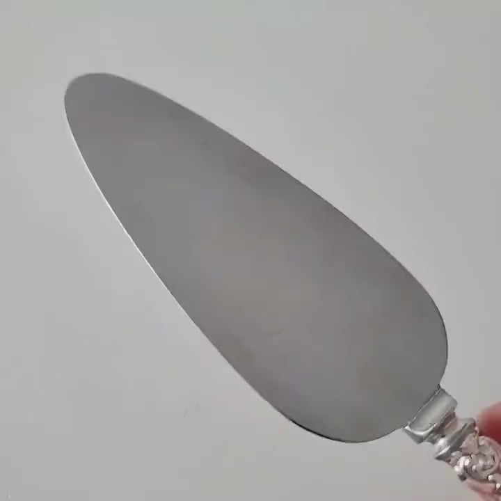 Birks Sterling Silver Handle Cake Server with Stainless Blade, Ornate Rococo Pattern, Canadian Antique  No.SS112